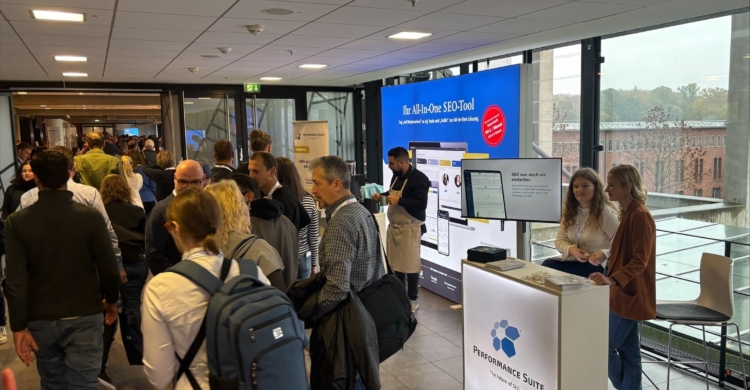 SEO Day 2024 Performance Suite Stand