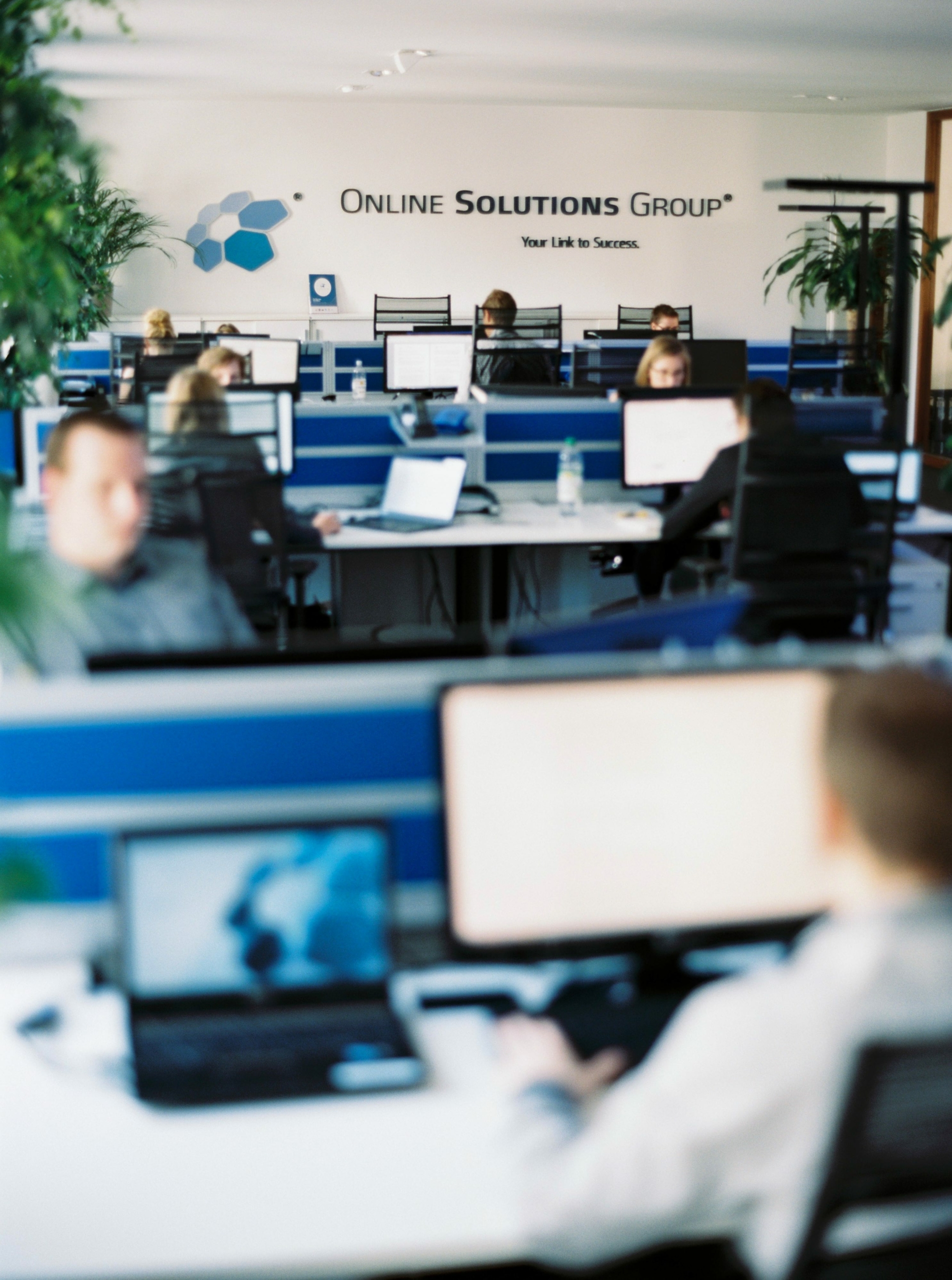 Über Uns: Online Solutions Group Agentur